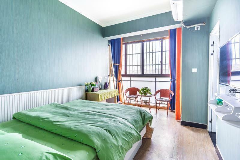 Huanlesong Youth Hostel 武漢市 エクステリア 写真